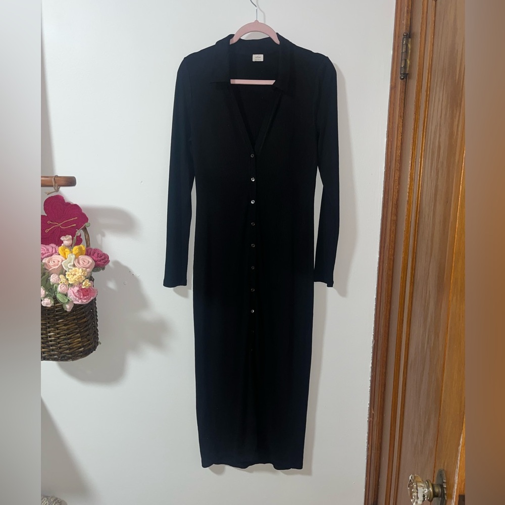 Aritzia Black Long Sleeve Midi Dress